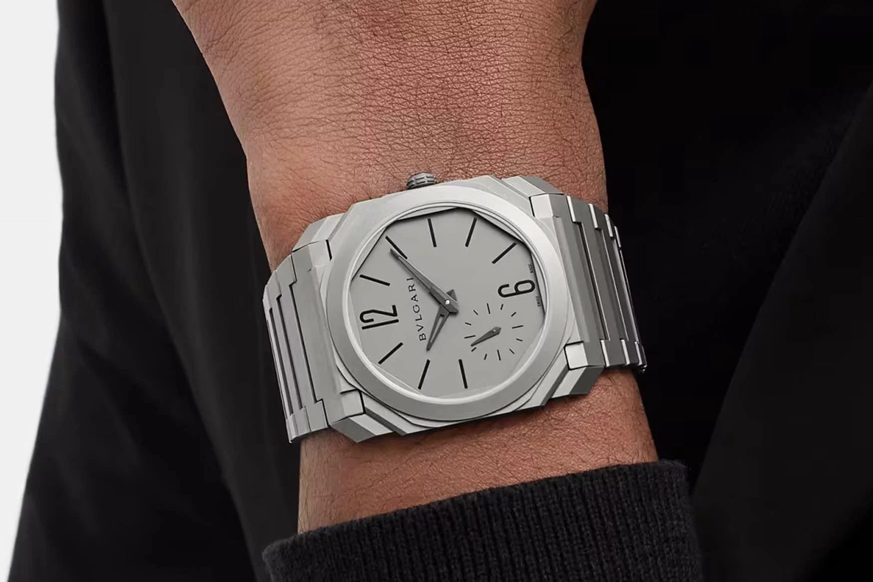 Bulgari-Octo-Finissimo-Titanium-wrist-shot.jpg