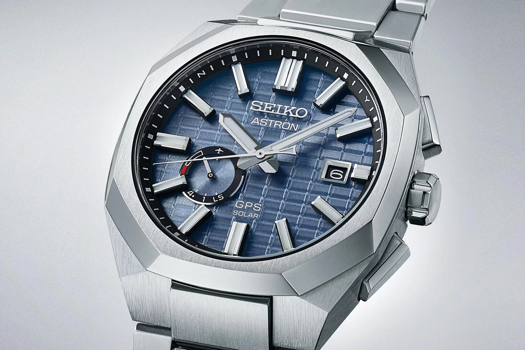 Seiko-Astron-GPS-Solar-SSJ013.jpg